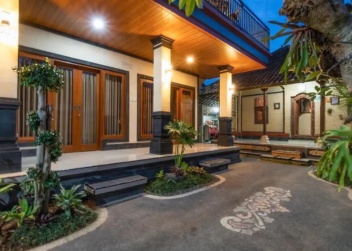 Homestay Khandra House