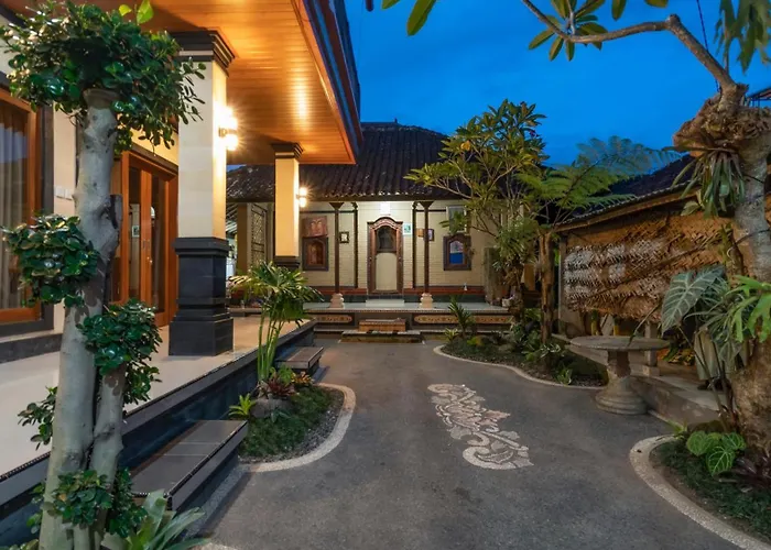 Khandra House