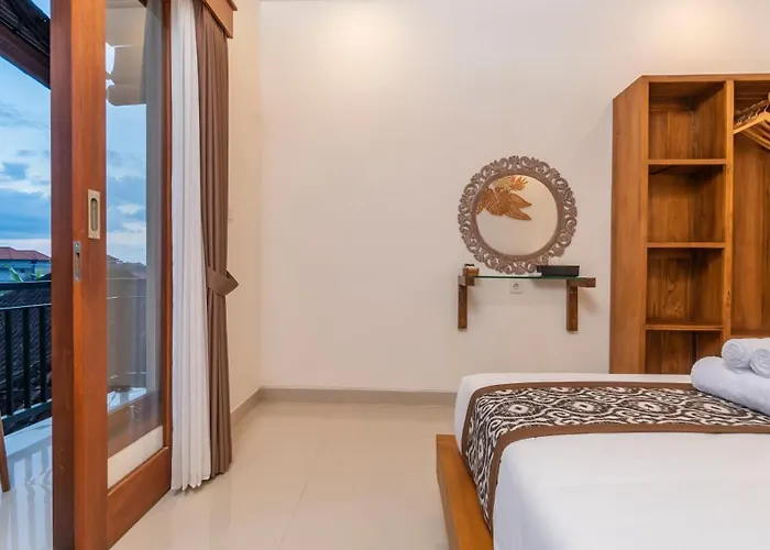 Homestay Khandra House