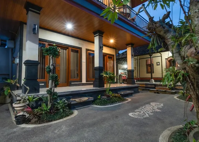 Khandra House *